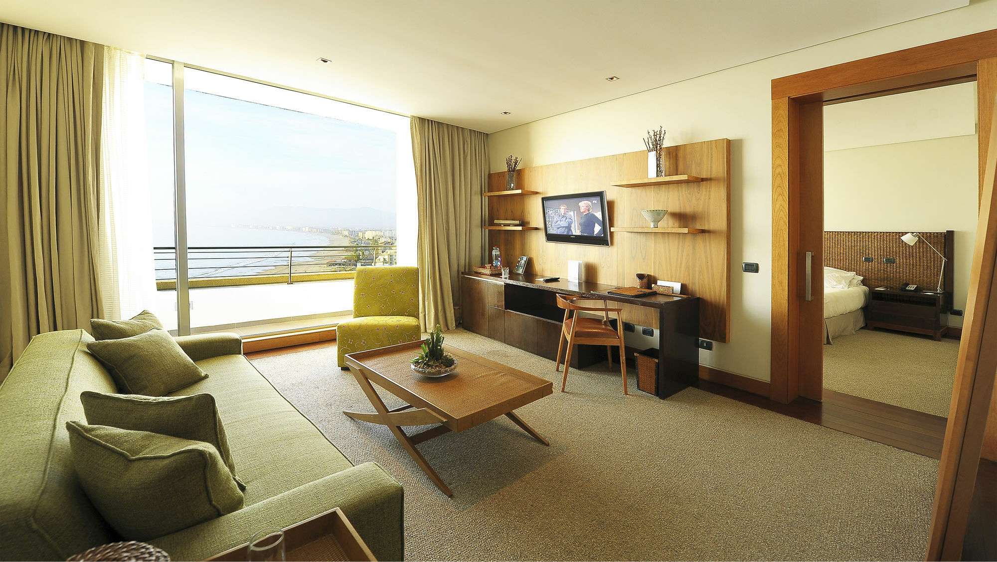 Enjoy Coquimbo Hotel Ngoại thất bức ảnh A suite at the InterContinental