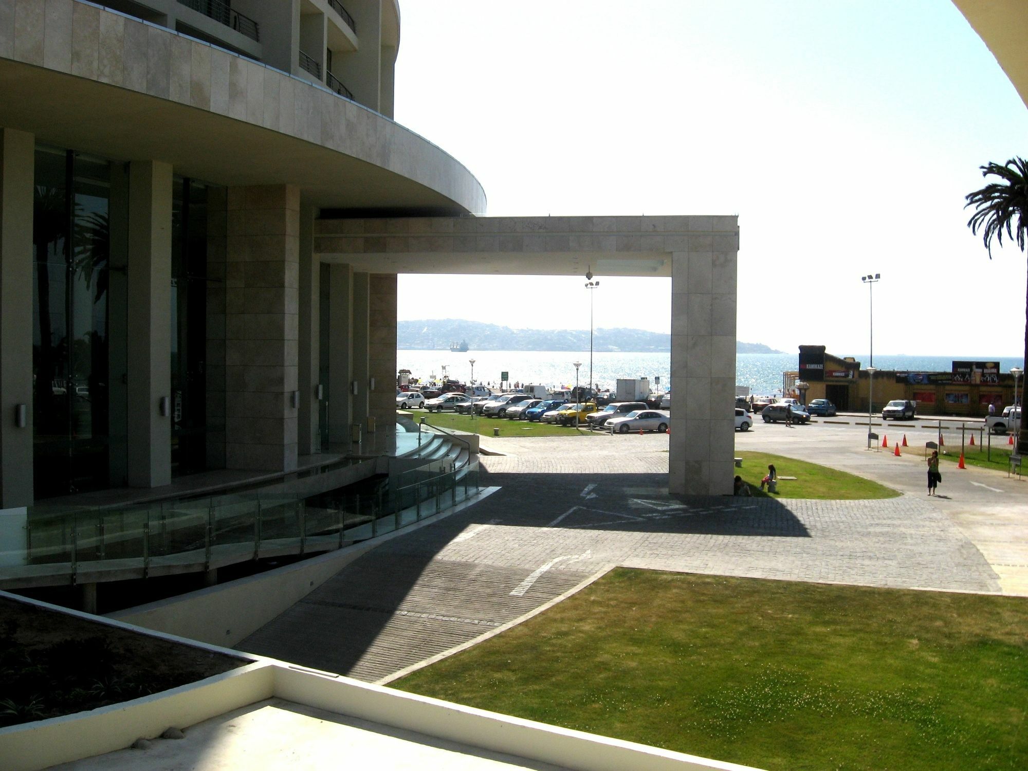 Enjoy Coquimbo Hotel Ngoại thất bức ảnh The entrance of the museum