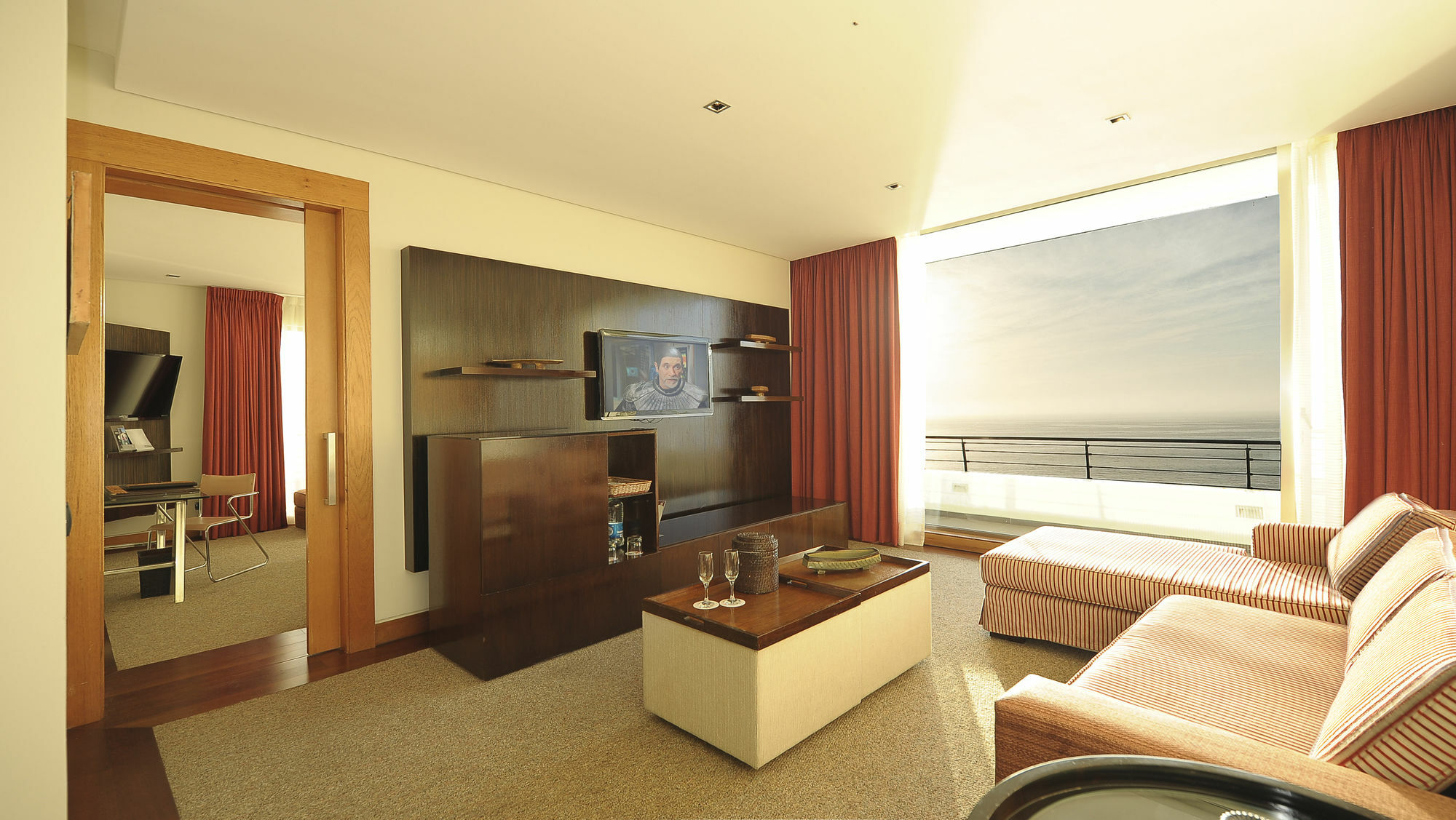 Enjoy Coquimbo Hotel Ngoại thất bức ảnh A suite at the hotel